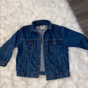 OVERSIZED JEAN JACKET